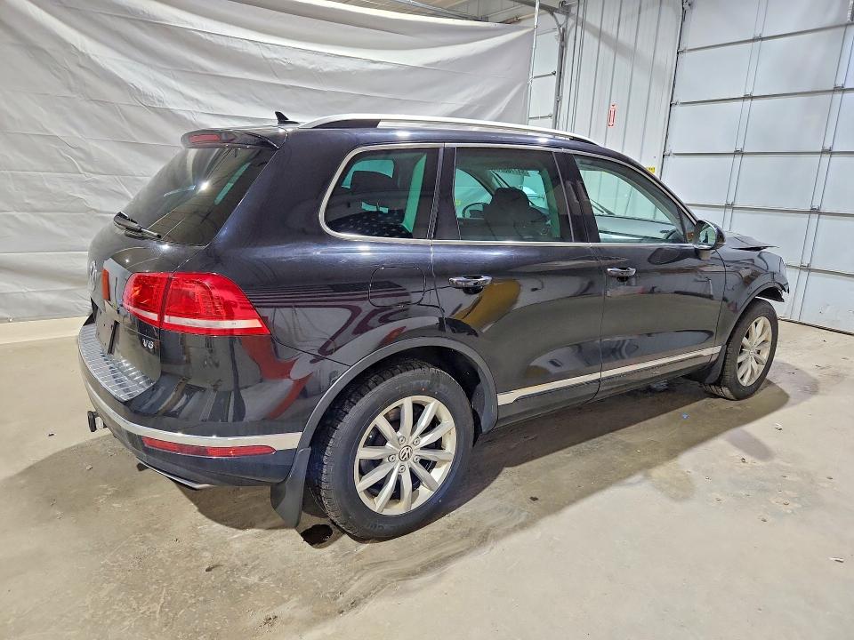 Aukcja sprzedaży 2015 Volkswagen Touareg, vin: WVGEF9BP3FD005337, numer aukcji: 51776626