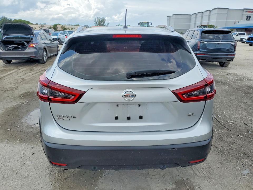 Продажа на аукционе авто 2017 Nissan Rogue Sport, vin: JN1BJ1CPXHW013502, номер лота: 51794896