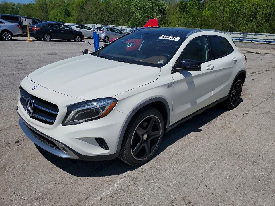 52361256 :رقم المزاد ، WDCTG4GB9FJ039092 vin ، 2015 Mercedes-benz Gla مزاد بيع
