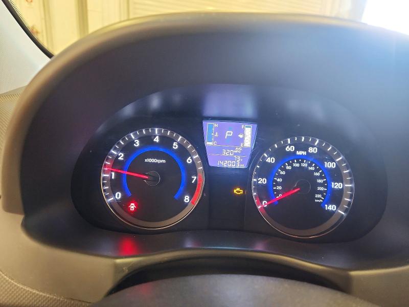 55448706 :رقم المزاد ، KMHCT4AE1HU189229 vin ، 2017 Hyundai Accent مزاد بيع