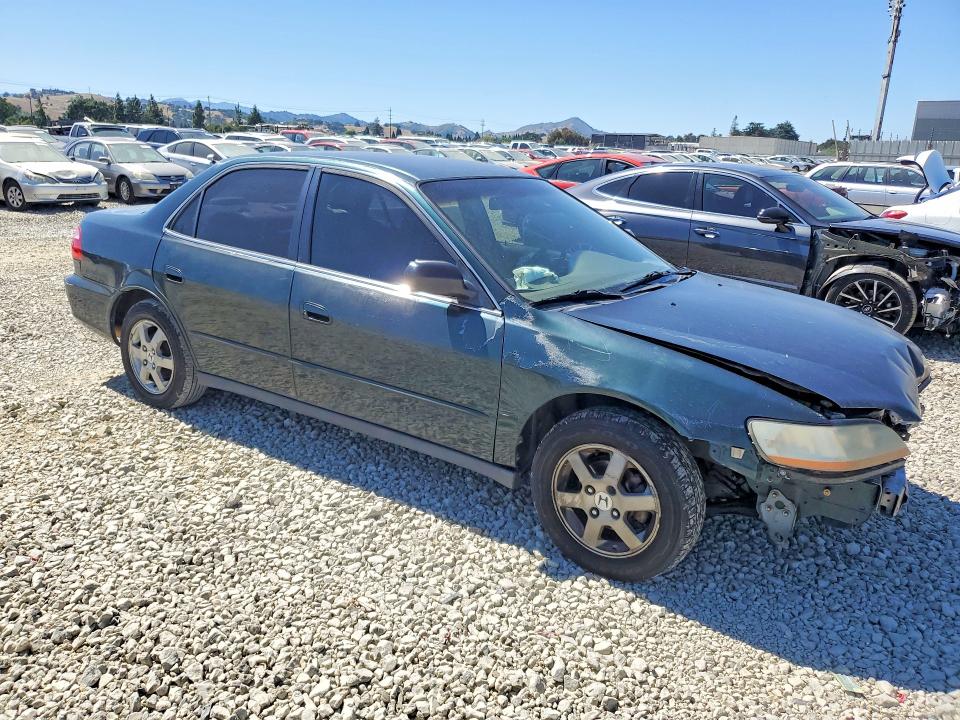 53816316 :رقم المزاد ، JHMCG6697YC025441 vin ، 2000 Honda Accord مزاد بيع
