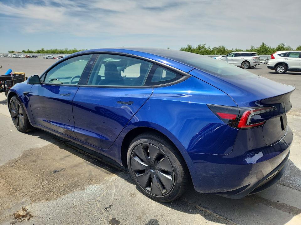 54371456 :رقم المزاد ، 5YJ3E1EA4SF057005 vin ، 2025 Tesla Model 3 مزاد بيع