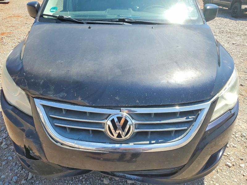 53524266 :رقم المزاد ، 2V4RW3D18AR272187 vin ، 2010 Volkswagen Routan مزاد بيع