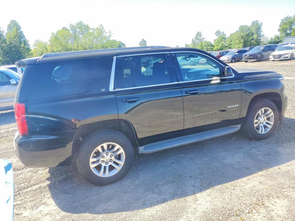 53530516 :رقم المزاد ، 1GNSKBKC6FR184538 vin ، 2015 Chevrolet Tahoe مزاد بيع