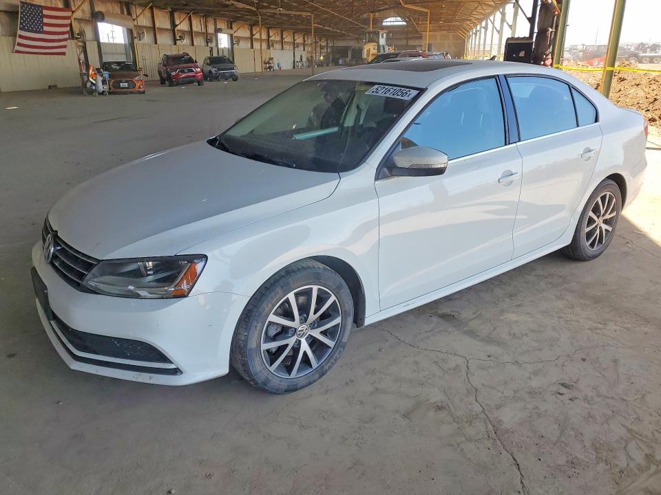 52161056 :رقم المزاد ، 3VWDB7AJ3HM256974 vin ، 2017 Volkswagen Jetta مزاد بيع