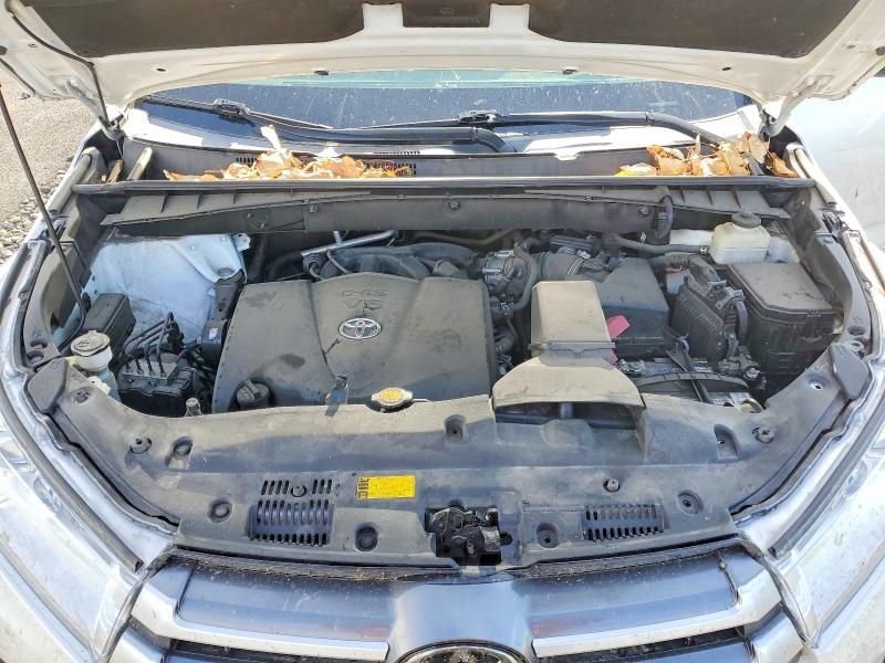 Продажа на аукционе авто 2017 Toyota Highlander, vin: 5TDBZRFH6HS440006, номер лота: 53620676