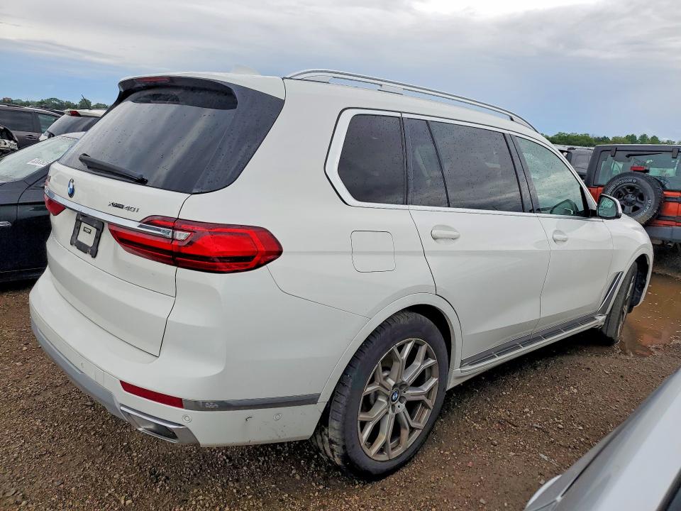 53998466 :رقم المزاد ، 5UXCW2C08N9L34412 vin ، 2022 Bmw X7 مزاد بيع