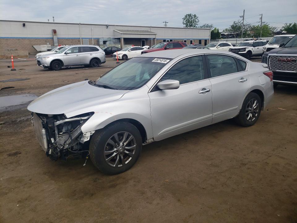 2015 Nissan Altima მანქანა იყიდება აუქციონზე, vin: 1N4AL3AP9FC213759, აუქციონის ნომერი: 55014516