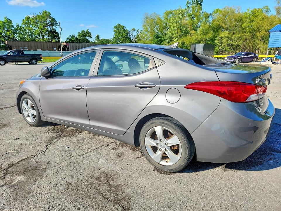 2013 Hyundai Elantra მანქანა იყიდება აუქციონზე, vin: 5NPDH4AE0DH440773, აუქციონის ნომერი: 52320816