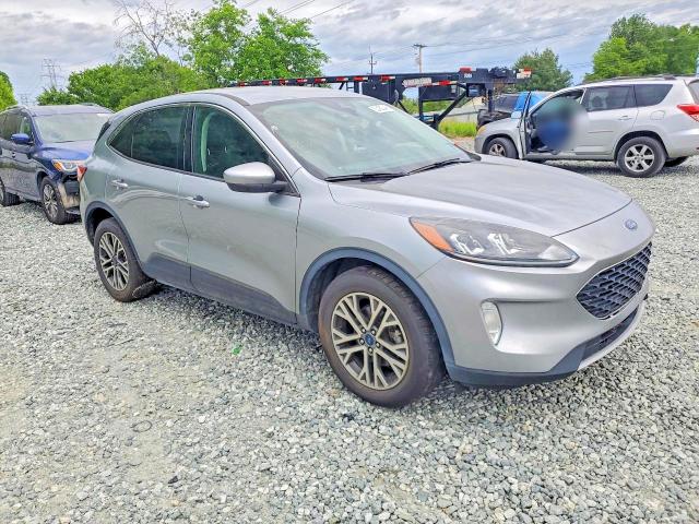 2022 Ford Escape მანქანა იყიდება აუქციონზე, vin: 1FMCU9H90NUA43550, აუქციონის ნომერი: 52482346