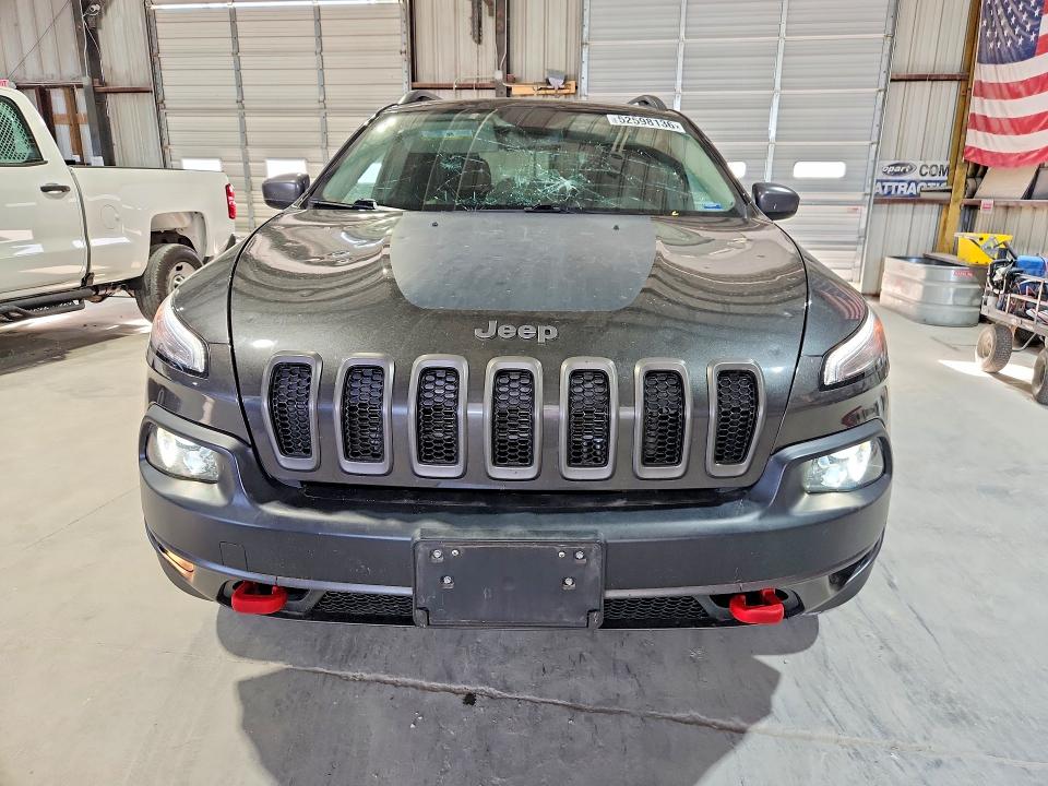 52598136 :رقم المزاد ، 1C4PJMBS5HW544262 vin ، 2017 Jeep Cherokee مزاد بيع