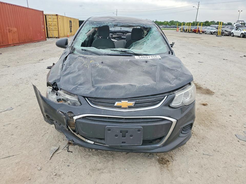 54697466 :رقم المزاد ، 1G1JB5SH3H4131094 vin ، 2017 Chevrolet Sonic مزاد بيع
