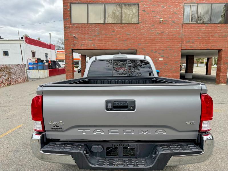 Продаж на аукціоні авто 2016 Toyota Tacoma, vin: 3TMDZ5BN9GM001703, номер лоту: 52606546