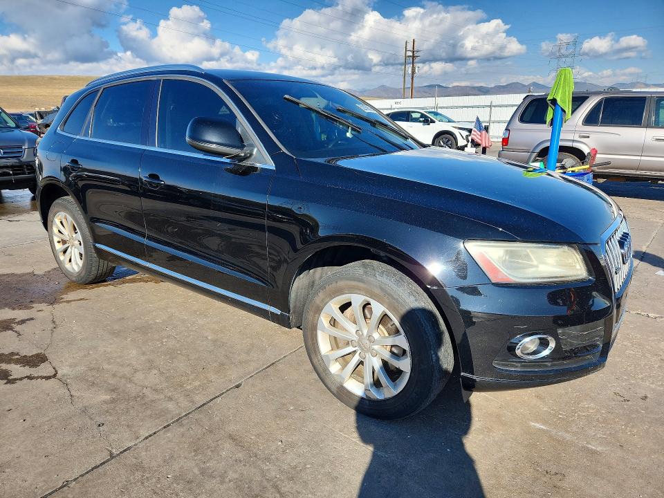 2014 Audi Q5 მანქანა იყიდება აუქციონზე, vin: WA1LFAFP6EA055148, აუქციონის ნომერი: 52189576