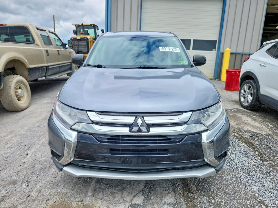 53797206 :رقم المزاد ، JA4AZ3A39GZ017187 vin ، 2016 Mitsubishi Outlander مزاد بيع