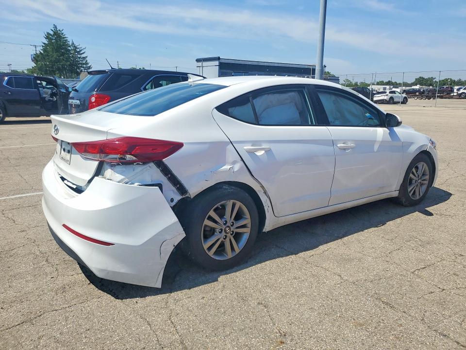 55218446 :رقم المزاد ، 5NPD84LF4JH228136 vin ، 2018 Hyundai Elantra مزاد بيع