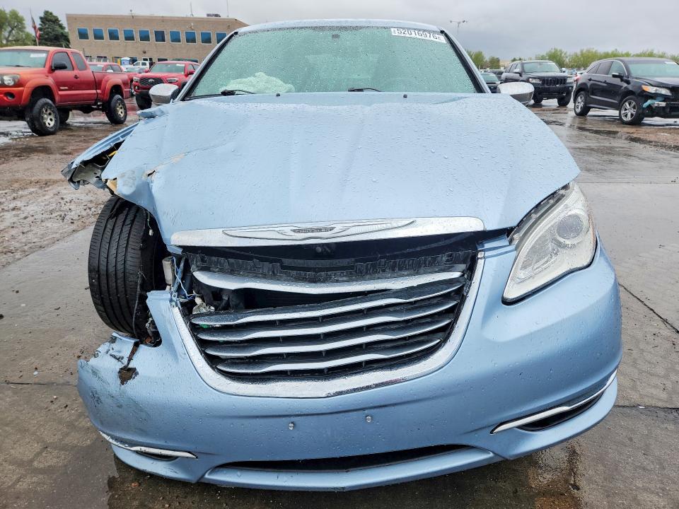 Продаж на аукціоні авто 2013 Chrysler 200, vin: 1C3CCBCG3DN657204, номер лоту: 52016976