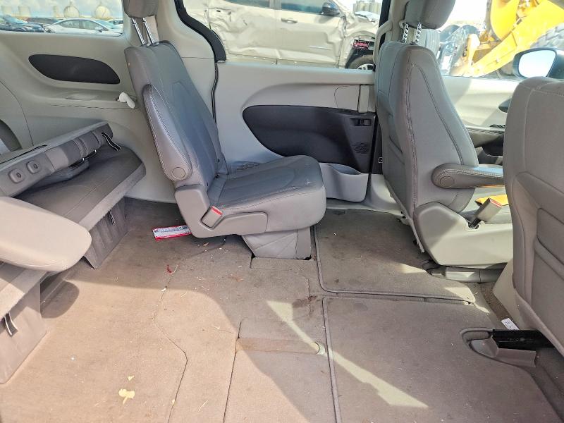 54275016 :رقم المزاد ، 2C4RC1DG1HR571915 vin ، 2017 Chrysler Pacifica مزاد بيع