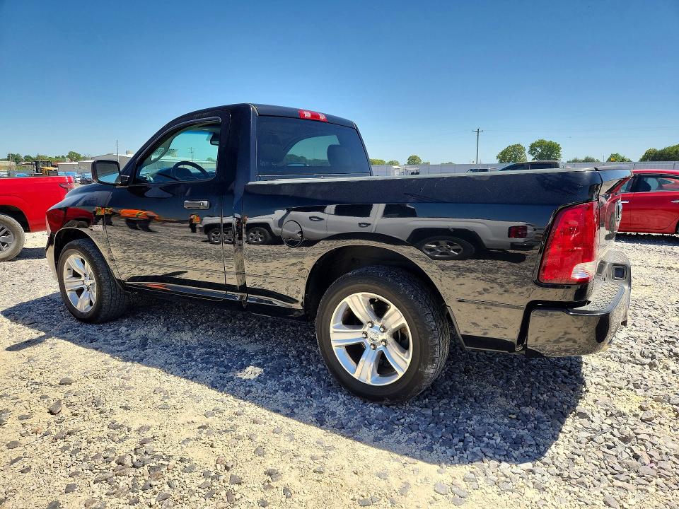 53659796 :رقم المزاد ، 3C6JR6ATXFG618394 vin ، 2015 Ram 1500 مزاد بيع