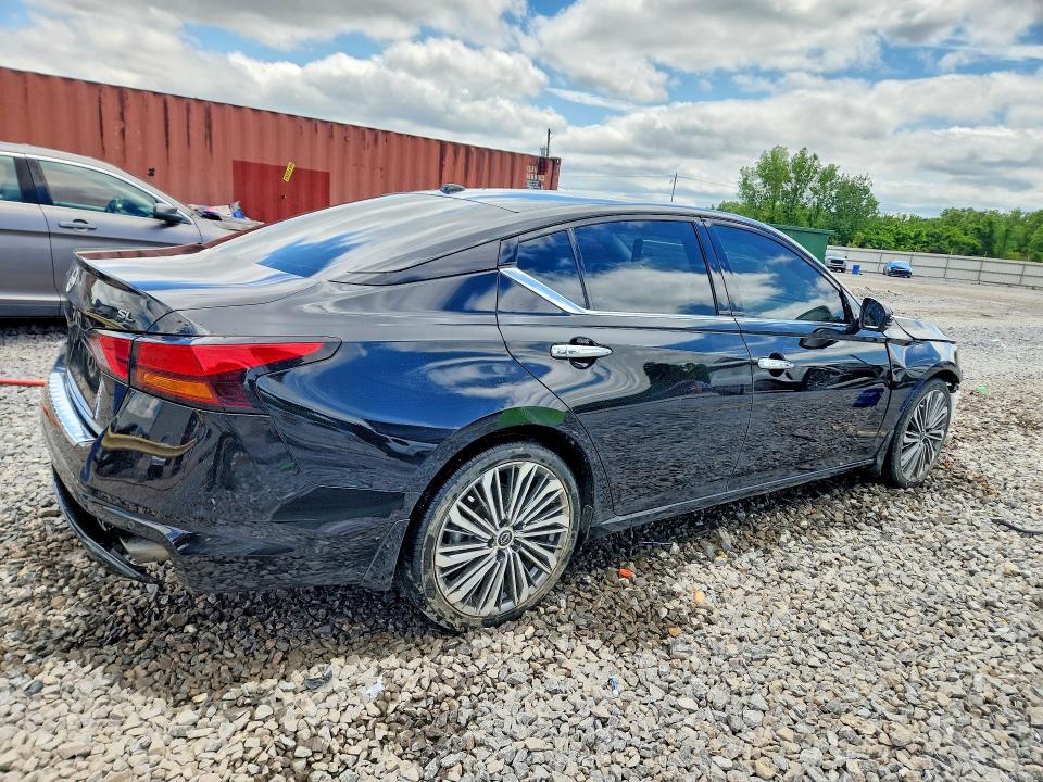 Продажа на аукционе авто 2023 Nissan Altima, vin: 1N4BL4EV0PN424101, номер лота: 52576316