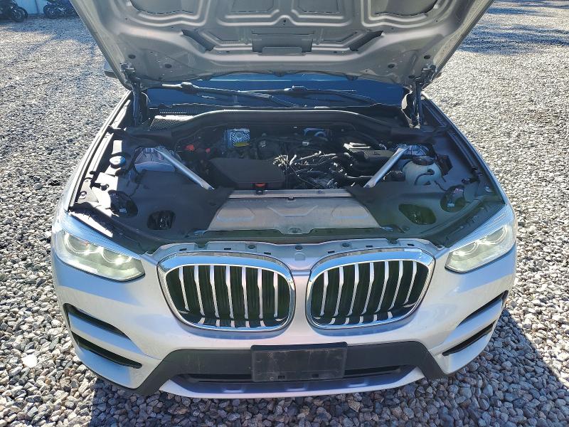 52215436 :رقم المزاد ، 5UXTR9C52JLC73067 vin ، 2018 Bmw X3 مزاد بيع