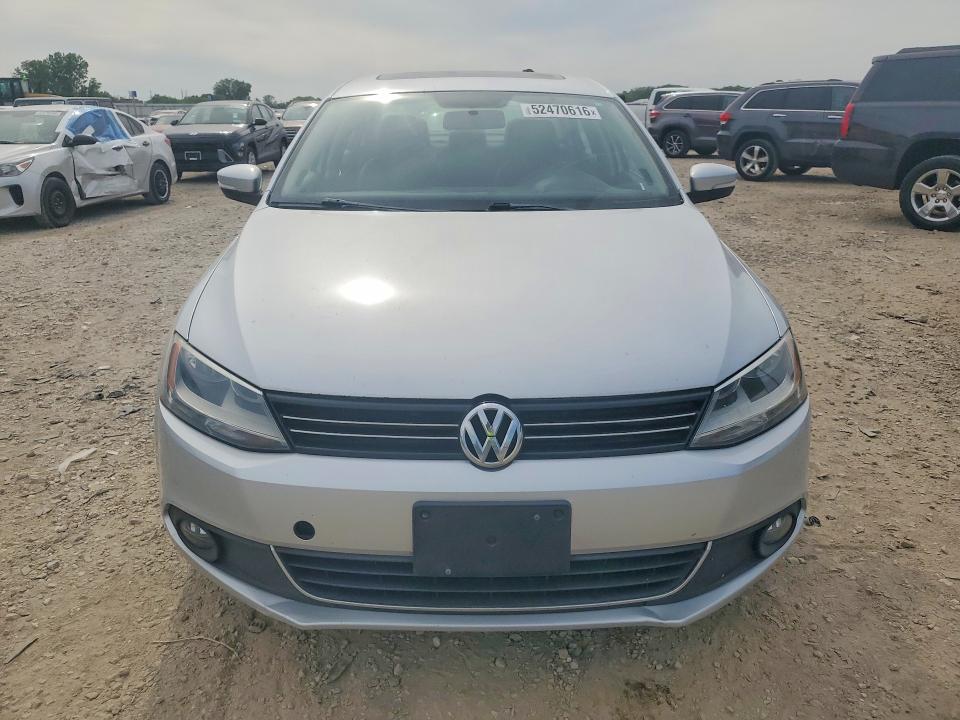 2013 Volkswagen Jetta მანქანა იყიდება აუქციონზე, vin: 3VWLL7AJ8DM383612, აუქციონის ნომერი: 52470616