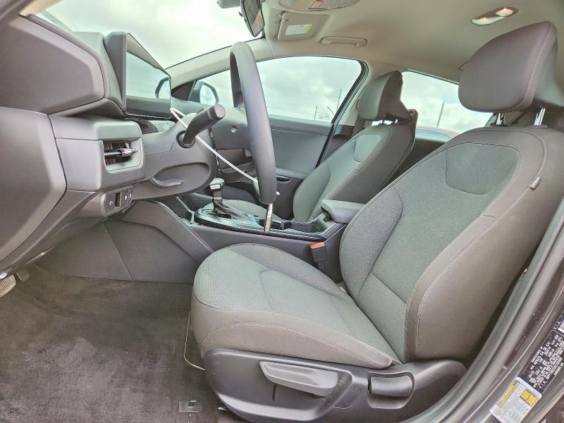 Продажа на аукционе авто 2025 Kia K4, vin: 3KPFT4DE5SE132938, номер лота: 49752566