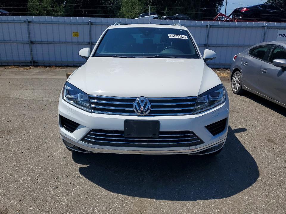 Продаж на аукціоні авто 2017 Volkswagen Touareg, vin: WVGRF7BP8HD003284, номер лоту: 55415286