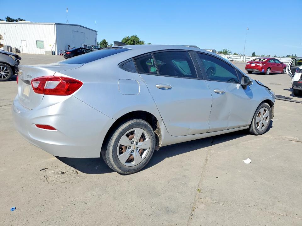 2017 Chevrolet Cruze მანქანა იყიდება აუქციონზე, vin: 1G1BC5SM1H7130779, აუქციონის ნომერი: 52972086