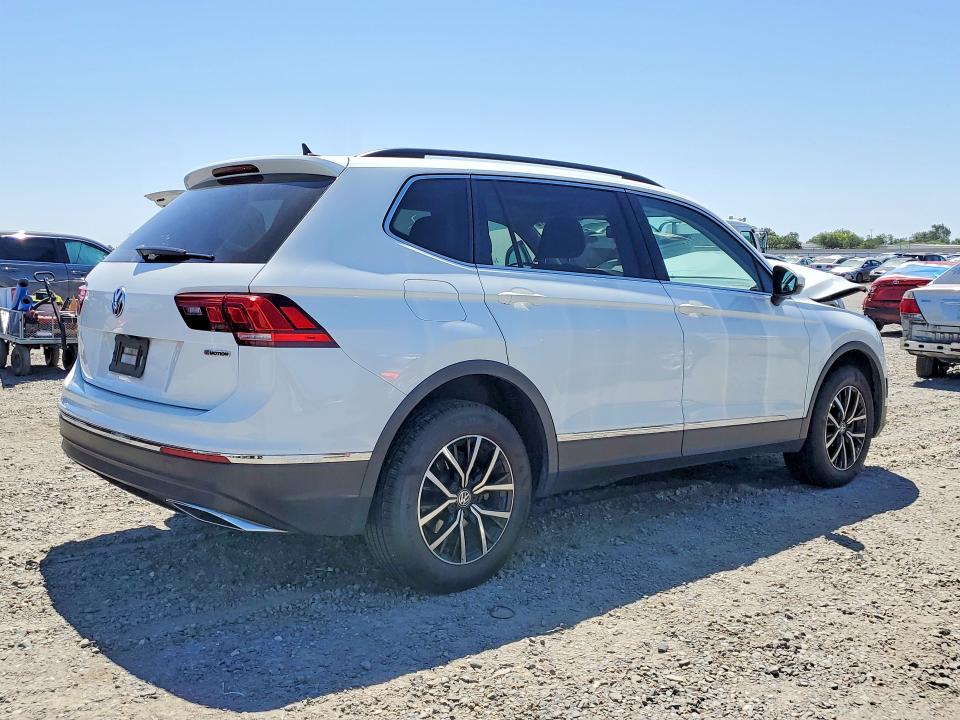 53887696 :رقم المزاد ، 3VV2B7AXXMM080578 vin ، 2021 Volkswagen Tiguan مزاد بيع