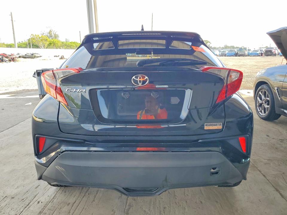 2018 Toyota C-hr მანქანა იყიდება აუქციონზე, vin: NMTKHMBX1JR059039, აუქციონის ნომერი: 53328006