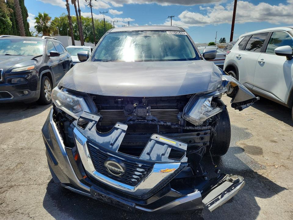 Продаж на аукціоні авто 2018 Nissan Rogue, vin: KNMAT2MT3JP576945, номер лоту: 55013546