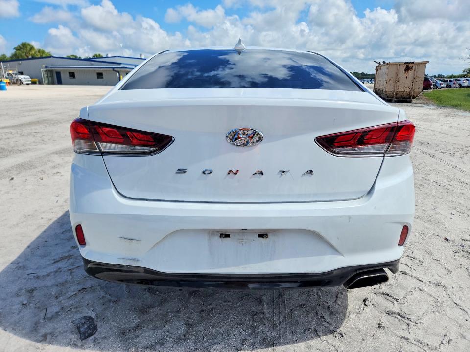 Продажа на аукционе авто 2018 Hyundai Sonata, vin: 5NPE34AF9JH652854, номер лота: 53881516