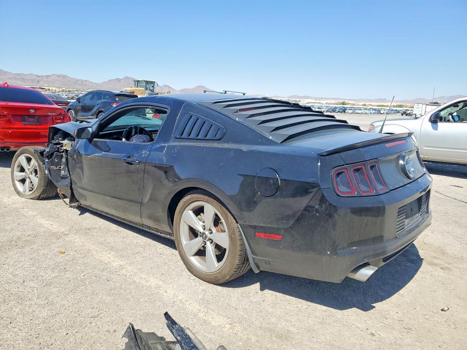 55111206 :رقم المزاد ، 1ZVBP8CF6D5232532 vin ، 2013 Ford Mustang مزاد بيع