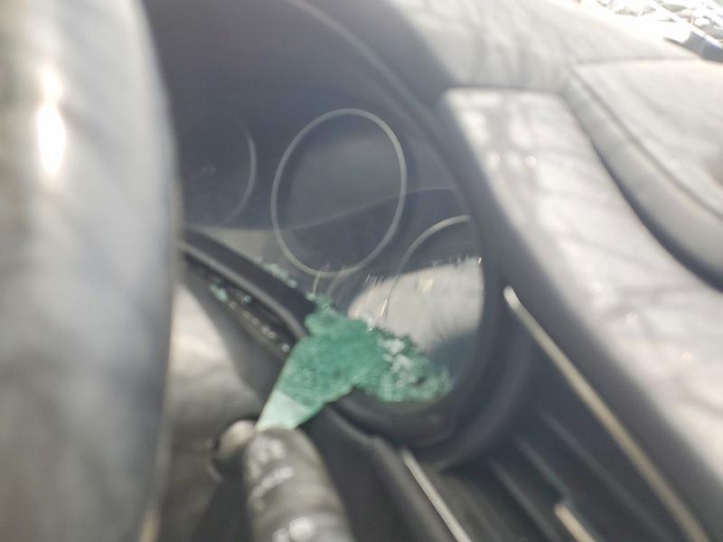 54213606 :رقم المزاد ، 3MVDMBCMXPM572442 vin ، 2023 Mazda Cx-30 مزاد بيع
