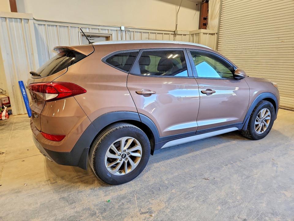 2017 Hyundai Tucson მანქანა იყიდება აუქციონზე, vin: KM8J33A29HU367556, აუქციონის ნომერი: 53763346