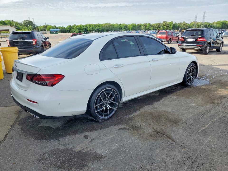 Aukcja sprzedaży 2022 Mercedes-benz E, vin: W1KZF8DBXNB091537, numer aukcji: 52470536