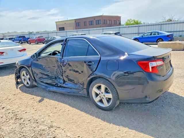 53726806 :رقم المزاد ، 4T1BF1FK9DU272062 vin ، 2013 Toyota Camry مزاد بيع