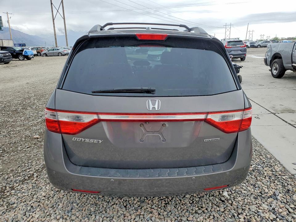 52666496 :رقم المزاد ، 5FNRL5H98BB034500 vin ، 2011 Honda Odyssey مزاد بيع