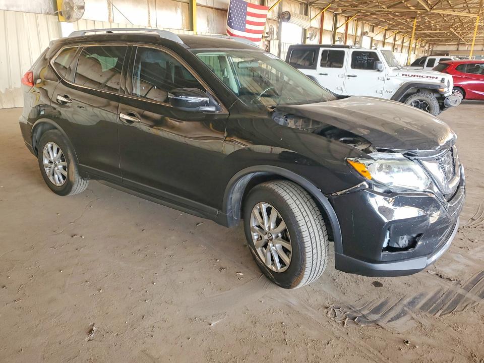 54163296 :رقم المزاد ، 5N1AT2MT0HC815431 vin ، 2017 Nissan Rogue مزاد بيع