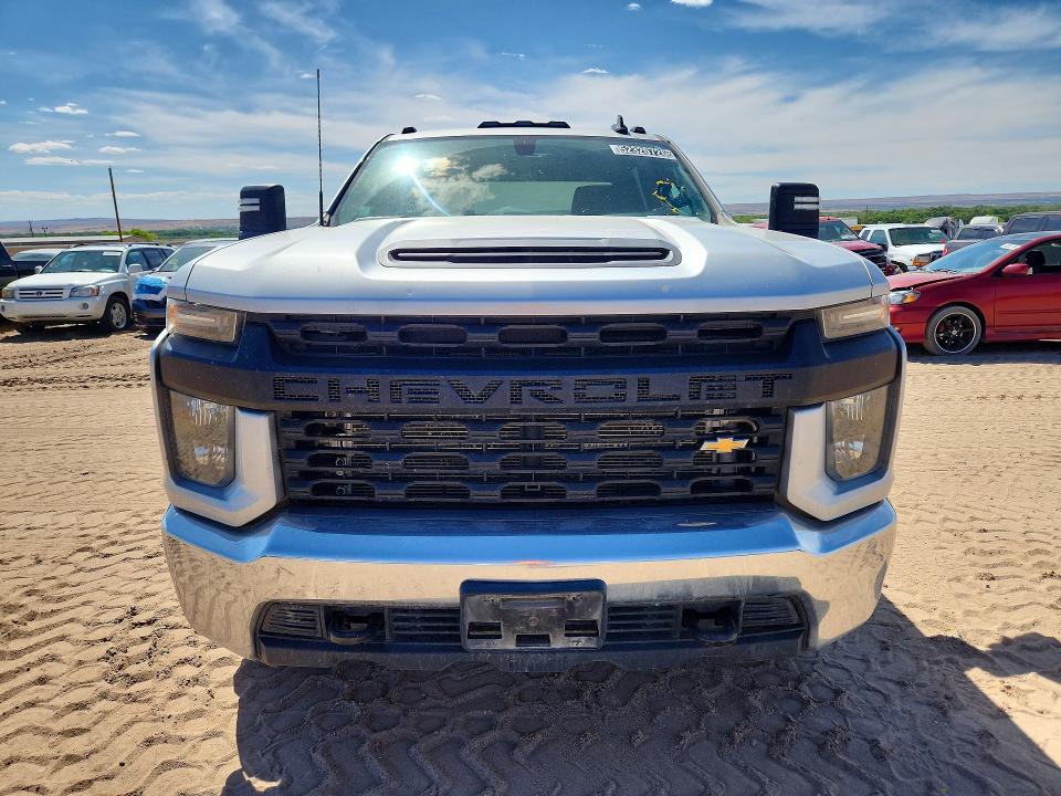 52320726 :رقم المزاد ، 1GB4WREY2MF302304 vin ، 2021 Chevrolet Silverado مزاد بيع