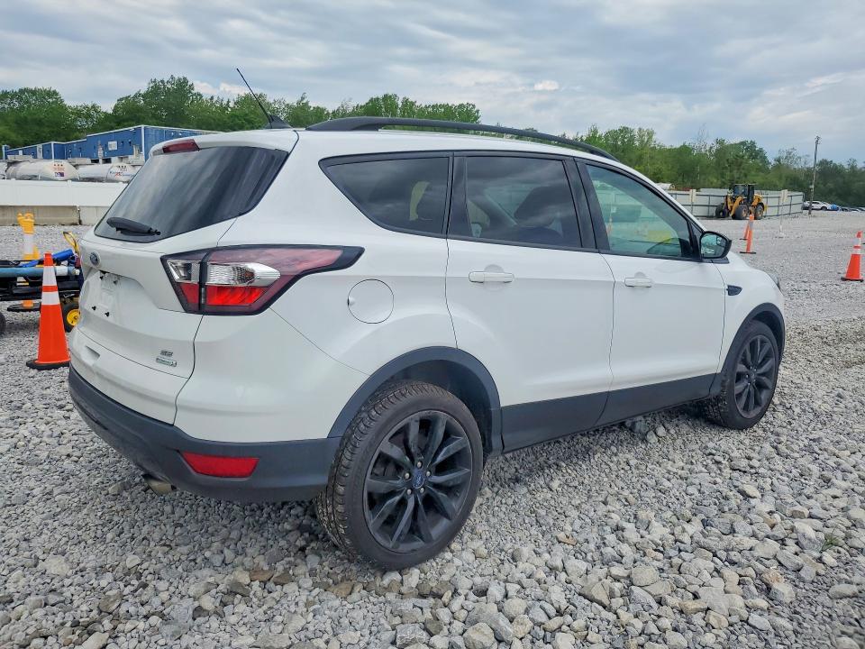 Продаж на аукціоні авто 2018 Ford Escape, vin: 1FMCU0GDXJUC01002, номер лоту: 53669966
