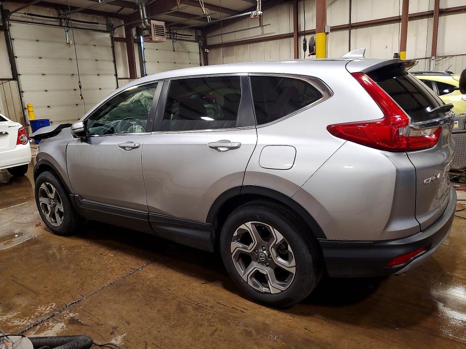 Продаж на аукціоні авто 2018 Honda Cr-v, vin: 2HKRW2H55JH692763, номер лоту: 53005256