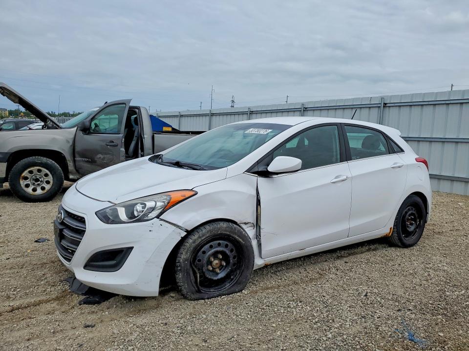 Auction sale of the 2016 Hyundai Elantra Gt, vin: KMHD35LH7GU285821, lot number: 53780276