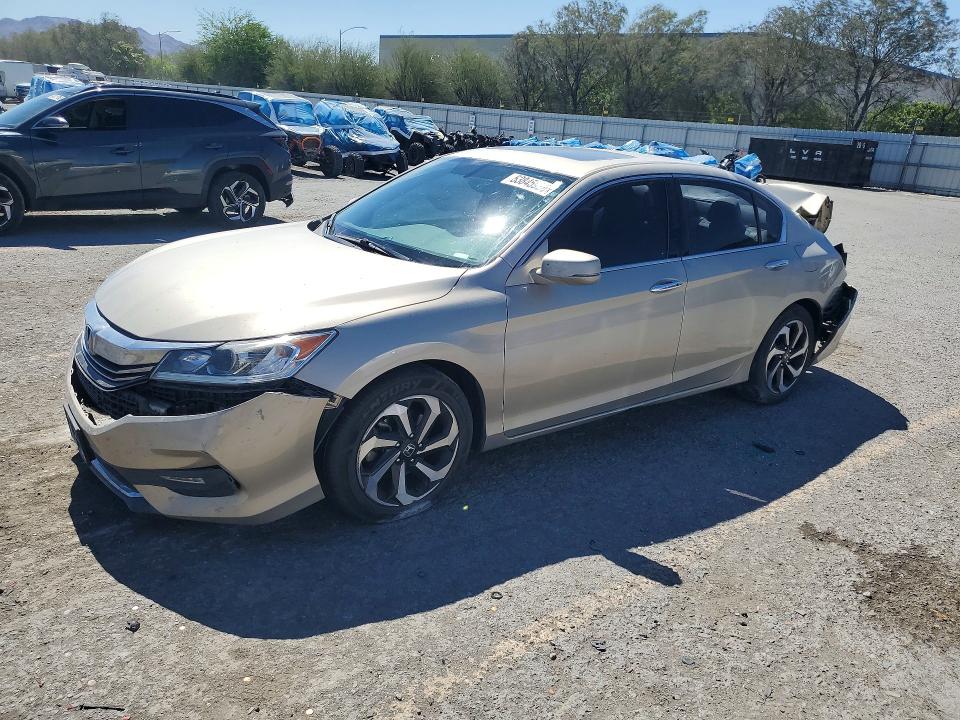 53845926 :رقم المزاد ، 1HGCR3F80HA038711 vin ، 2017 Honda Accord مزاد بيع