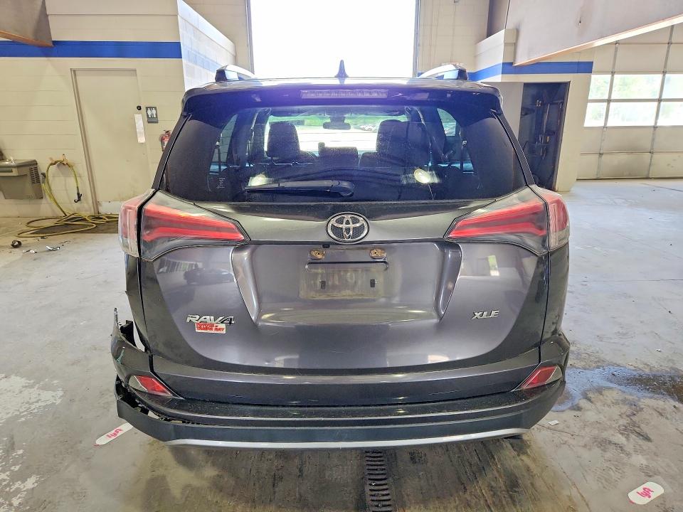 51520716 :رقم المزاد ، JTMWFREV5HJ126992 vin ، 2017 Toyota Rav4 مزاد بيع