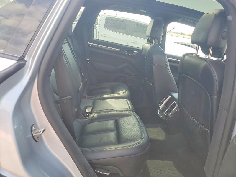 52536706 :رقم المزاد ، WP1AA2A23HKA86481 vin ، 2017 Porsche Cayenne مزاد بيع