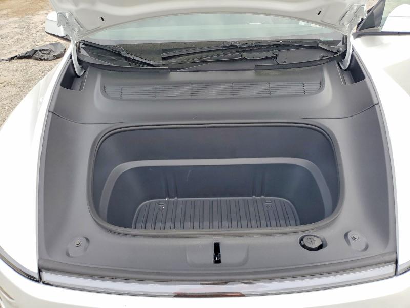 Auction sale of the 2026 Tesla Model Y, vin: 7SAYGDEE5TA671101, lot number: 52494056