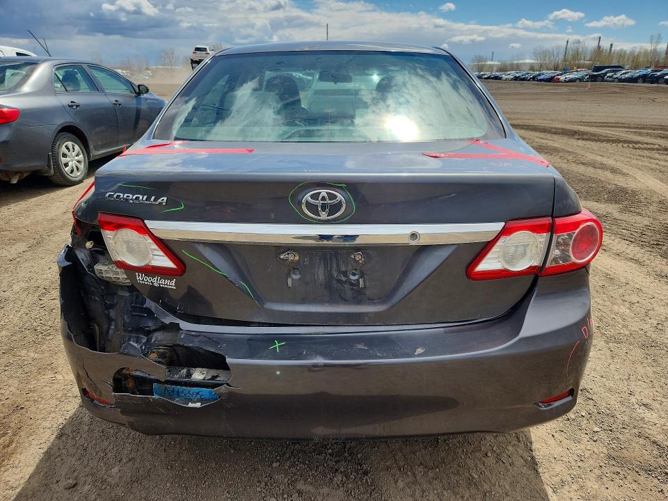 52992396 :رقم المزاد ، 2T1BU4EE9DC028979 vin ، 2013 Toyota Corolla مزاد بيع