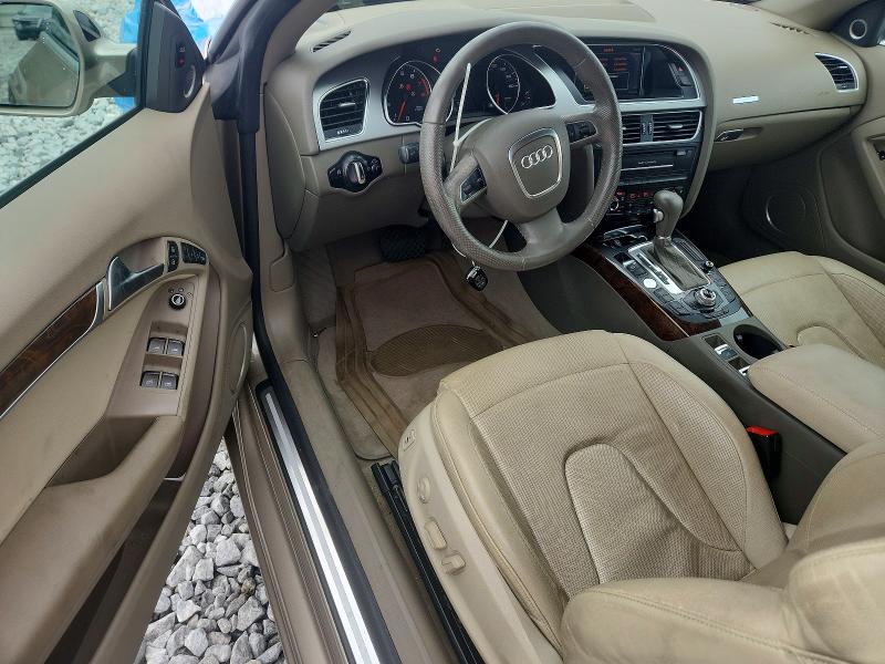 54605656 :رقم المزاد ، WAUVFAFH8BN013007 vin ، 2010 Audi A5 مزاد بيع